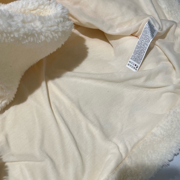 Forever 21 Casual Beige Teddy Coat with Pockets Sz L NWT - Picture 8 of 8